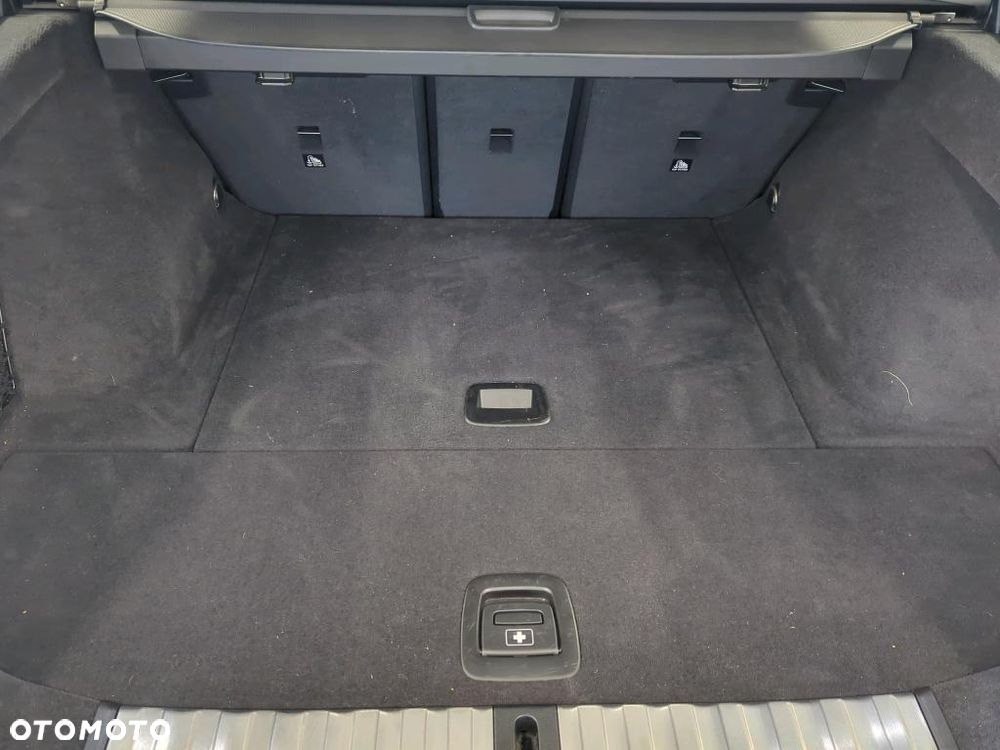 BMW Seria 3 318i - 18