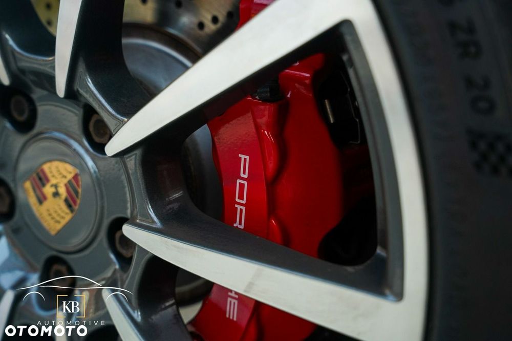 Porsche 911 Carrera S PDK - 39