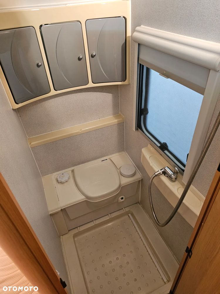 Hobby - TEC 460. DMC-1250. WŁĄCZ  FILMIK ! ŁÓŻKO MAŁŻEŃSKIE. MOTO-MOVER ! NOWY SOLAR. ŁAZIENKA. - 32