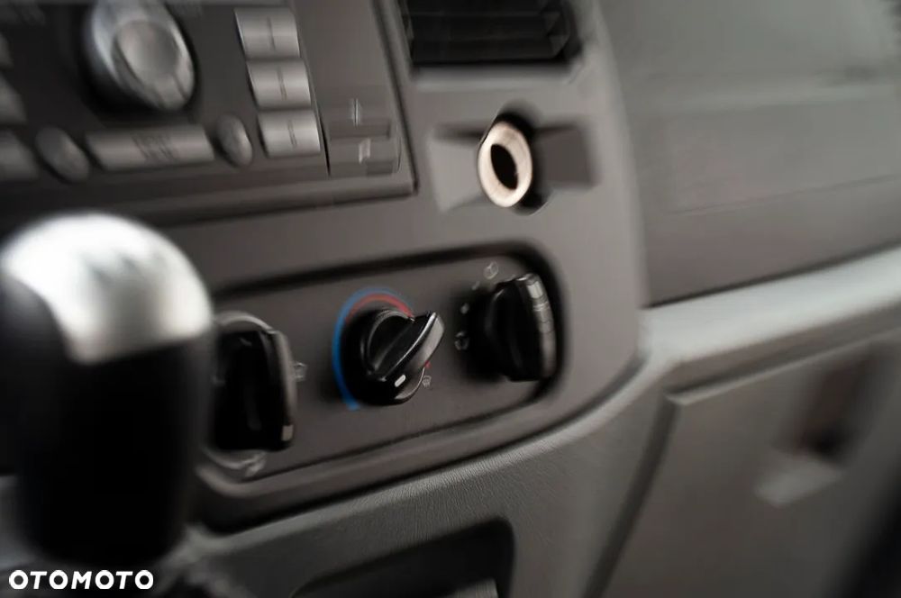 Ford Transit - 31