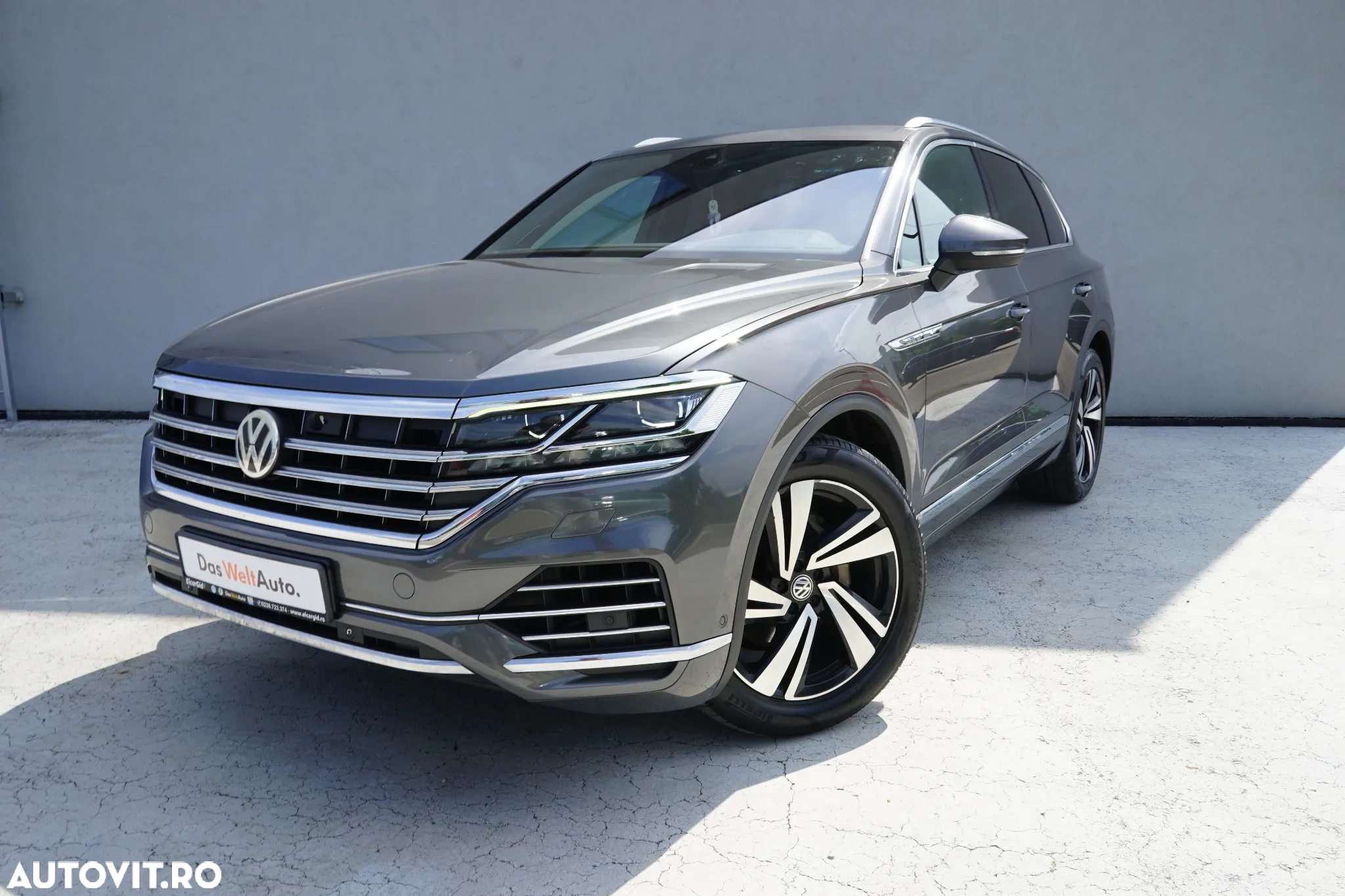 Volkswagen Touareg V6 TDI Atmosphere - 2