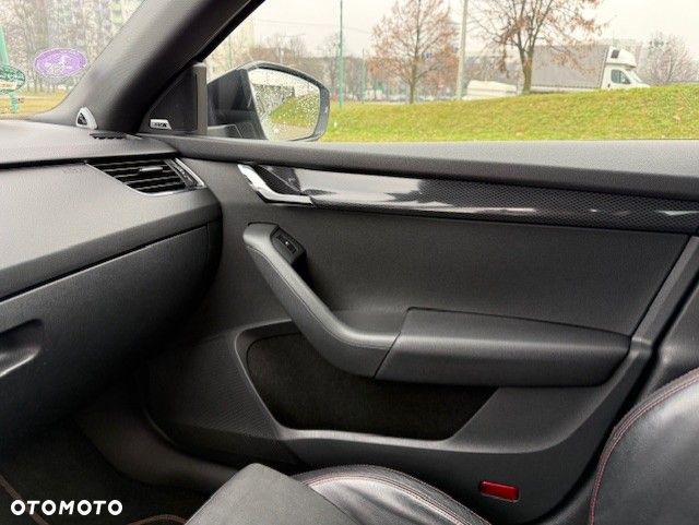 Skoda Octavia - 12