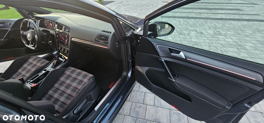 Volkswagen Golf GTI 2.0 TSI OPF DSG Performance - 15