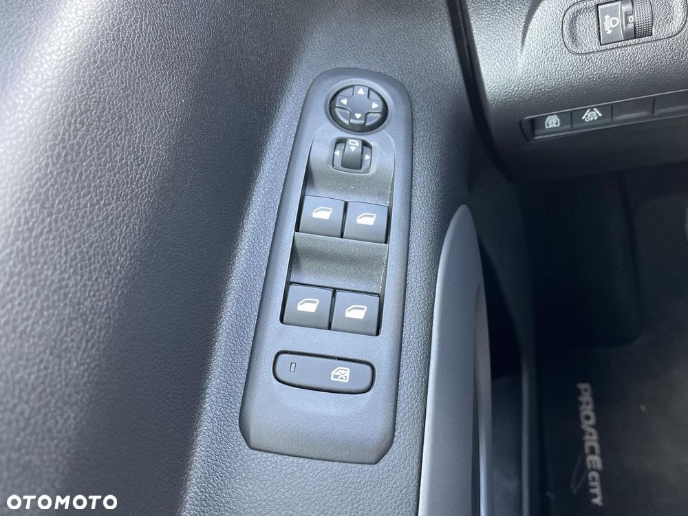 Toyota Proace City Verso - 18