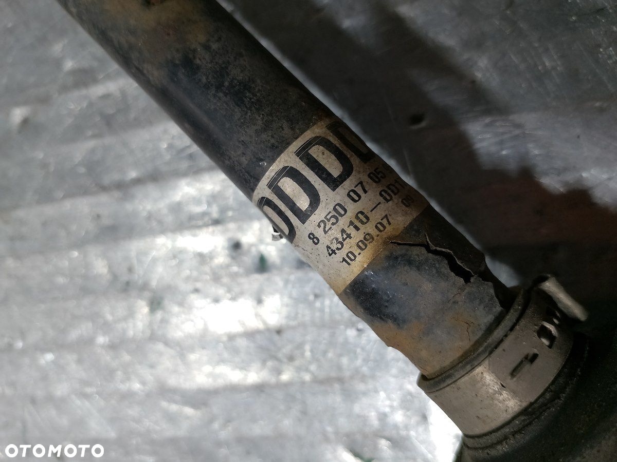 PÓŁOŚ PRAWA PRZÓD YARIS II 43410-0D170-C 1.0 - 6
