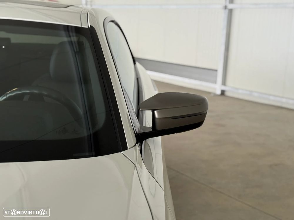 BMW M240i xDrive Auto - 18