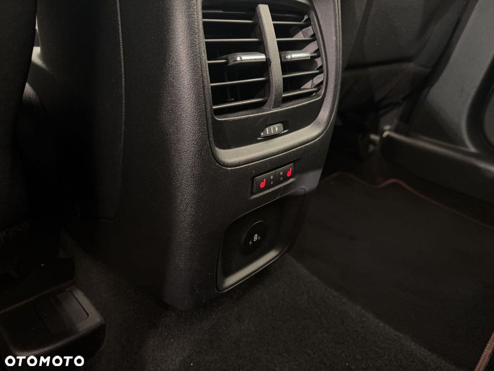 Ford Kuga - 15