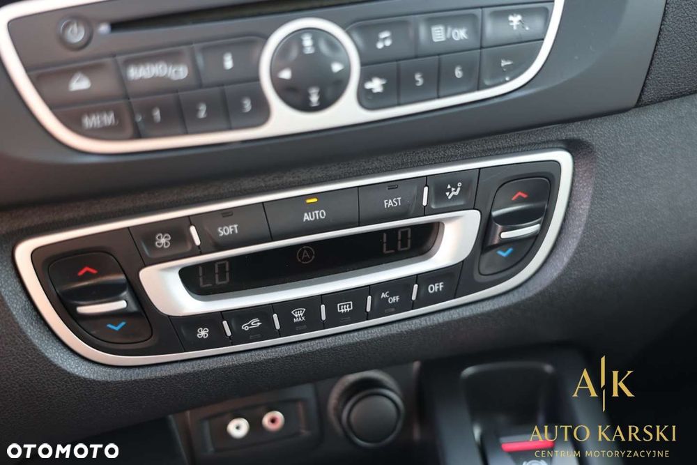 Renault Scenic - 24