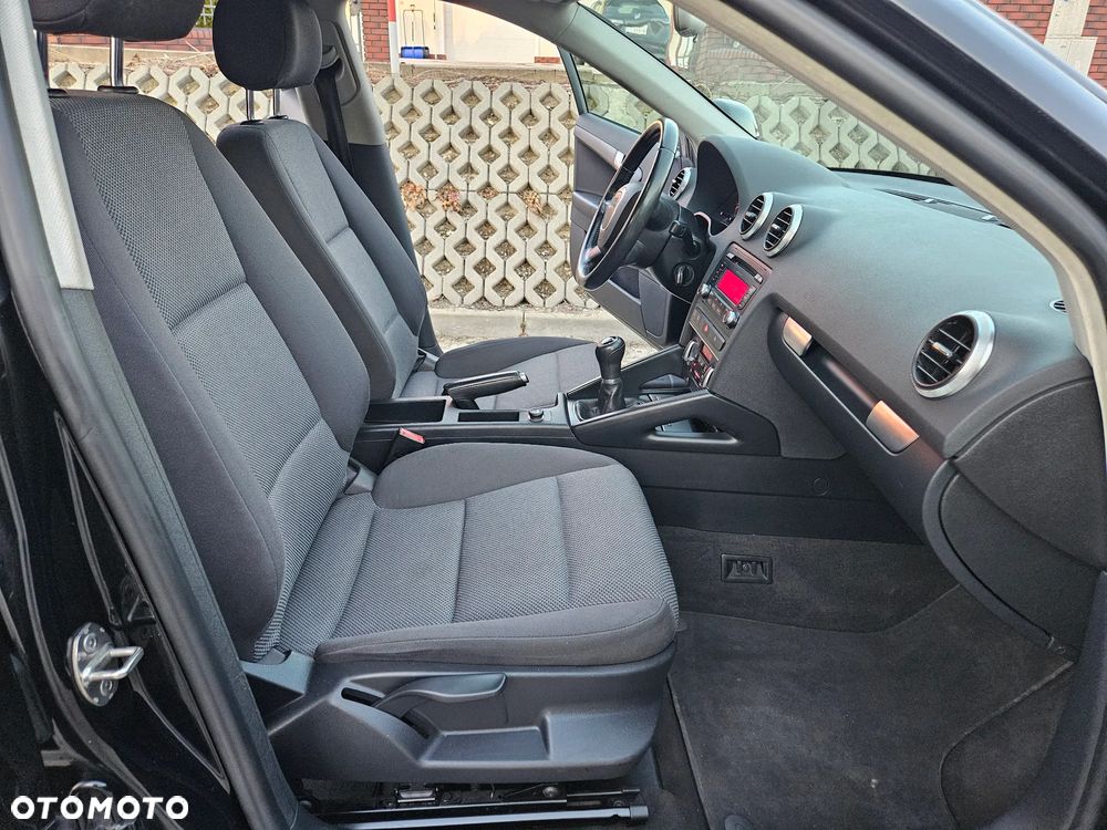 Audi A3 Sportback - 17