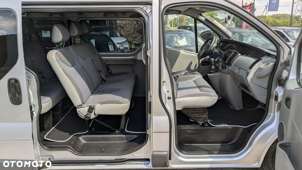 Opel Vivaro - 14