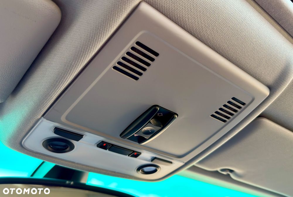 BMW Seria 1 120d DPF - 26