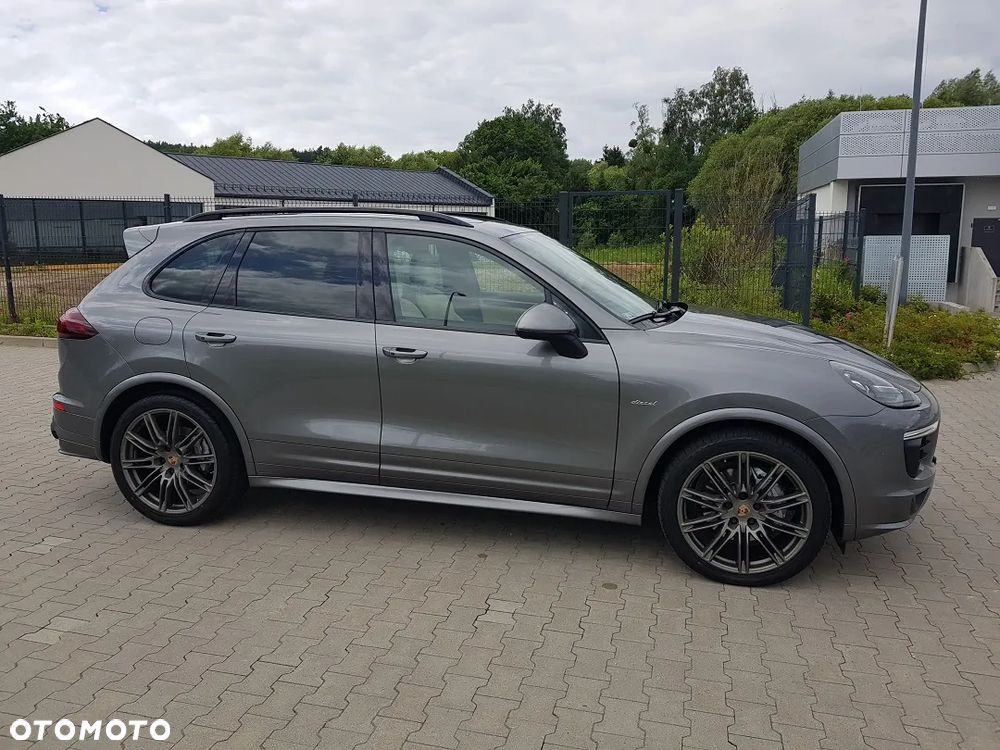 Porsche Cayenne S Diesel - 9