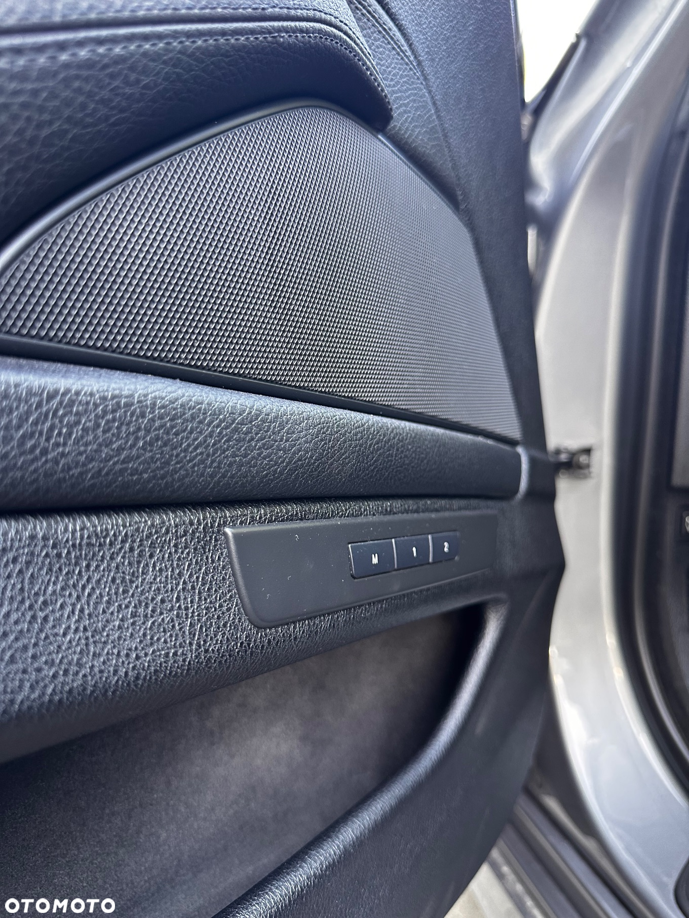 BMW Seria 5 530d xDrive - 26