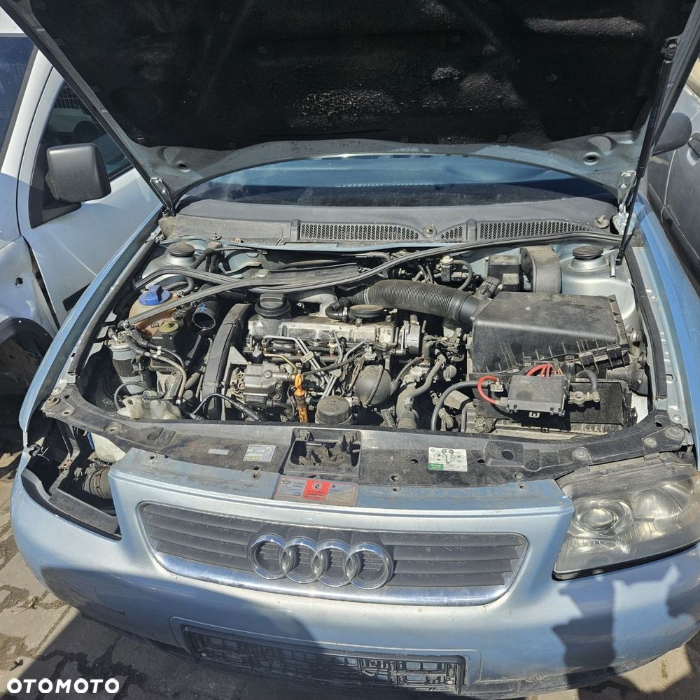 AUDI A3 (2001) 1,9 D 66 kW / 90 KM - 3