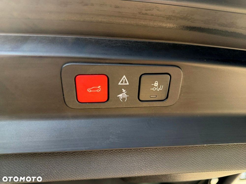 Peugeot 5008 - 13