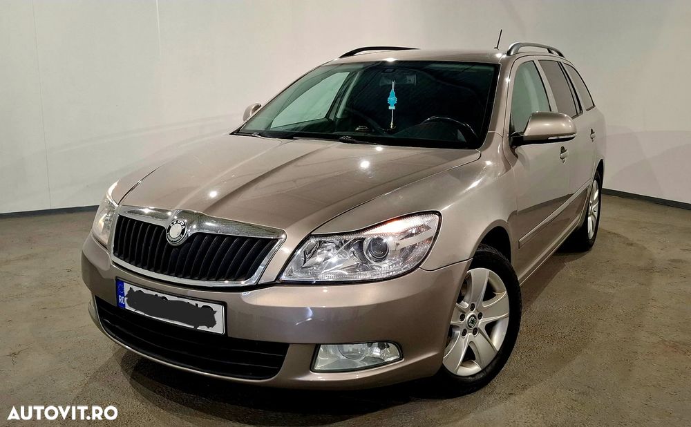 Skoda Octavia 1.6 TDI DPF Ambition - 1
