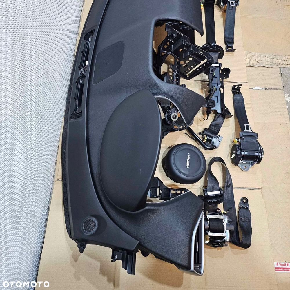 jaguar f-pace x761 konsola deska kokpit parapet pasy poduszka oryginał - 7