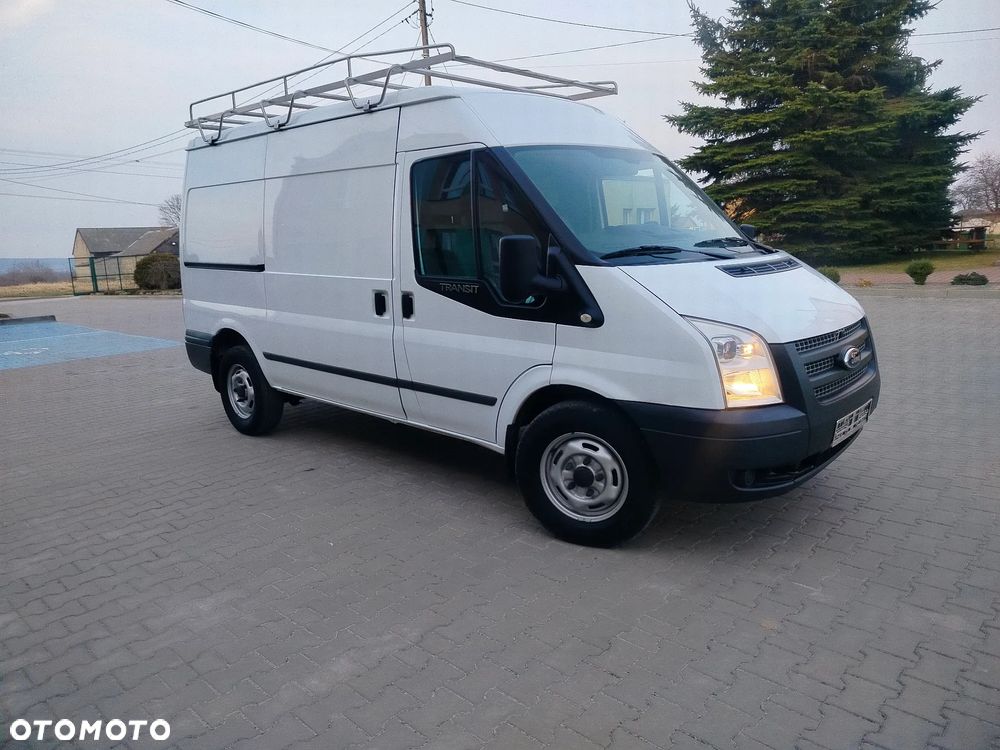 Ford Transit - 1