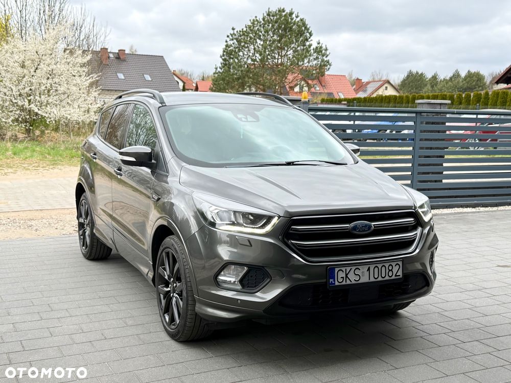 Ford Kuga 1.5 EcoBoost 2x4 ST-Line - 1