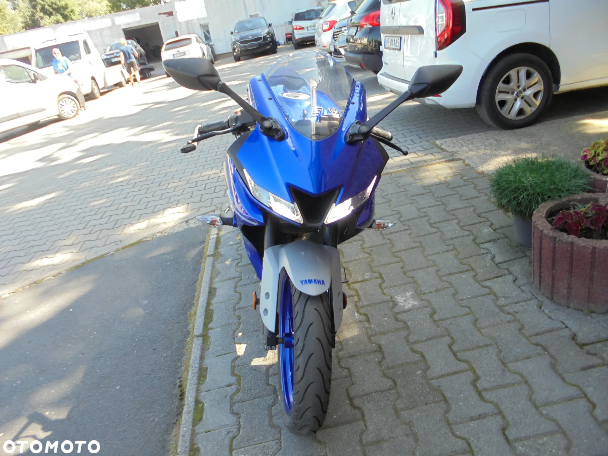 Yamaha YZF - 10