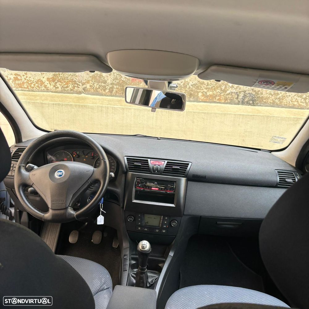 Fiat Stilo 1.9 M-Jet Dynamic - 6