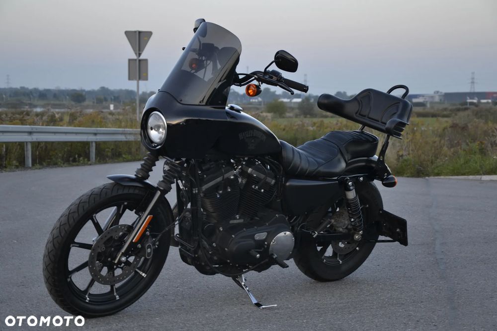 Harley-Davidson Sportster Iron 883 - 17