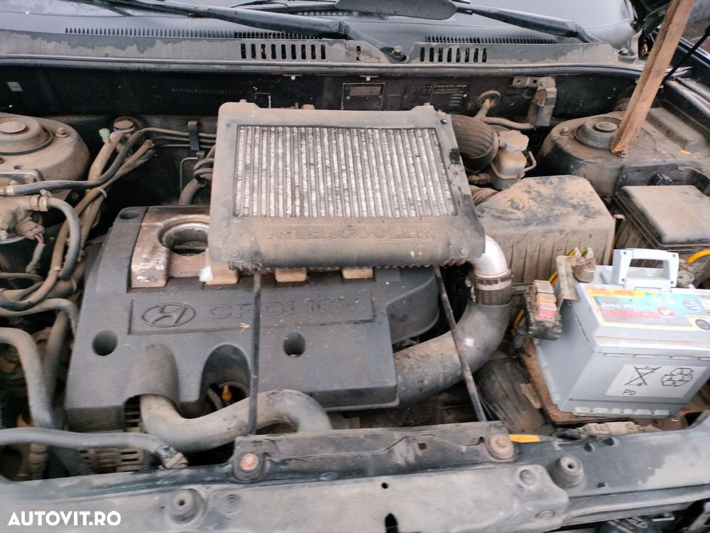 Dezmembrari  Hyundai SANTA FE 1 (SM)  2000  > 2006 2.0 CRDi 4x4 Motor - 4