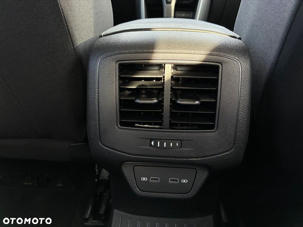 Volkswagen T-Roc 1.5 TSI Style DSG - 33