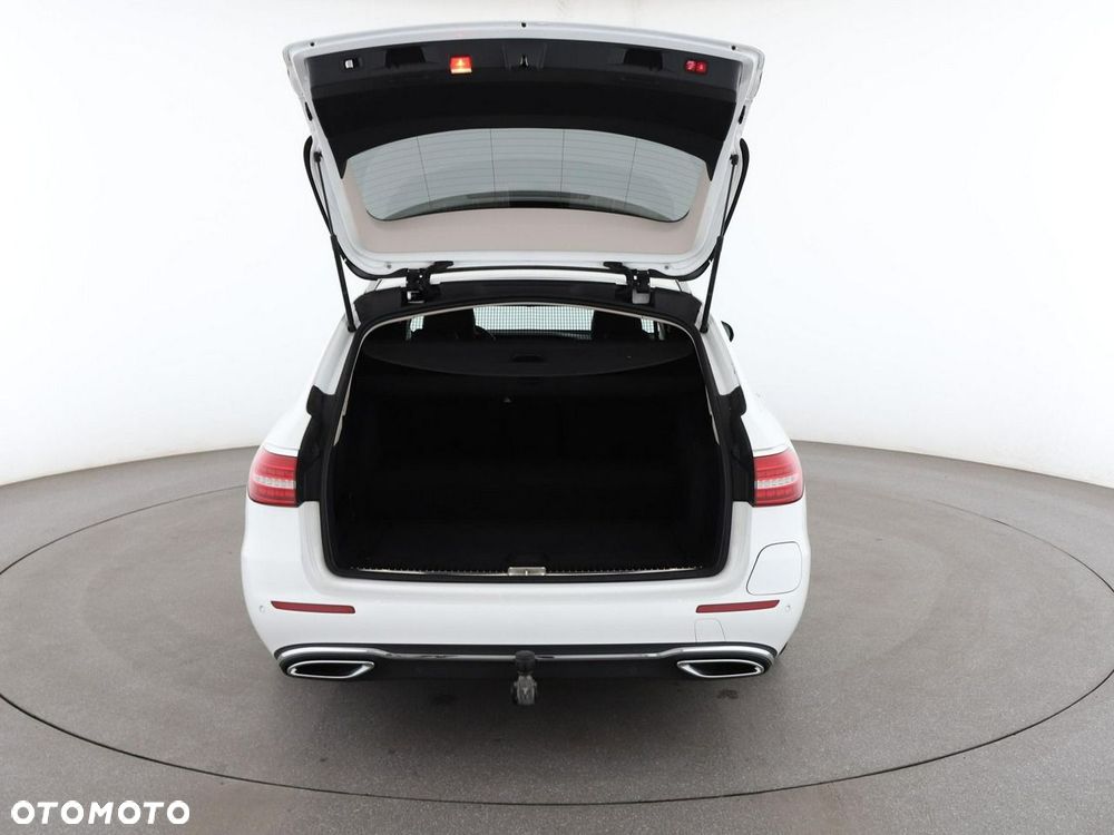 Mercedes-Benz Klasa E 300 de 4-Matic Avantgarde - 20