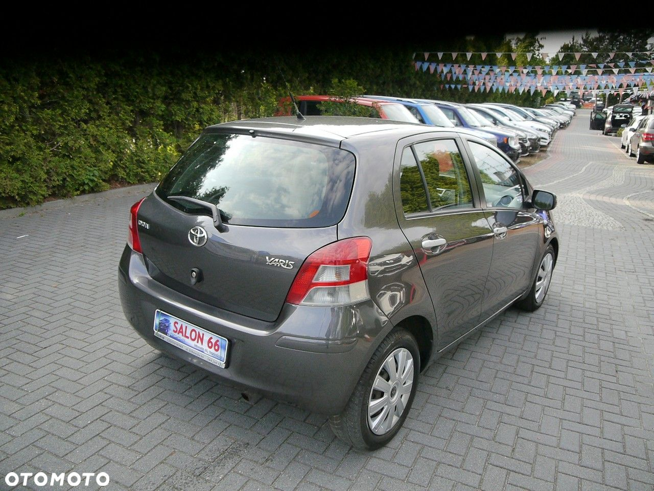 Toyota Yaris 1.33 VVT-i Cool - 5