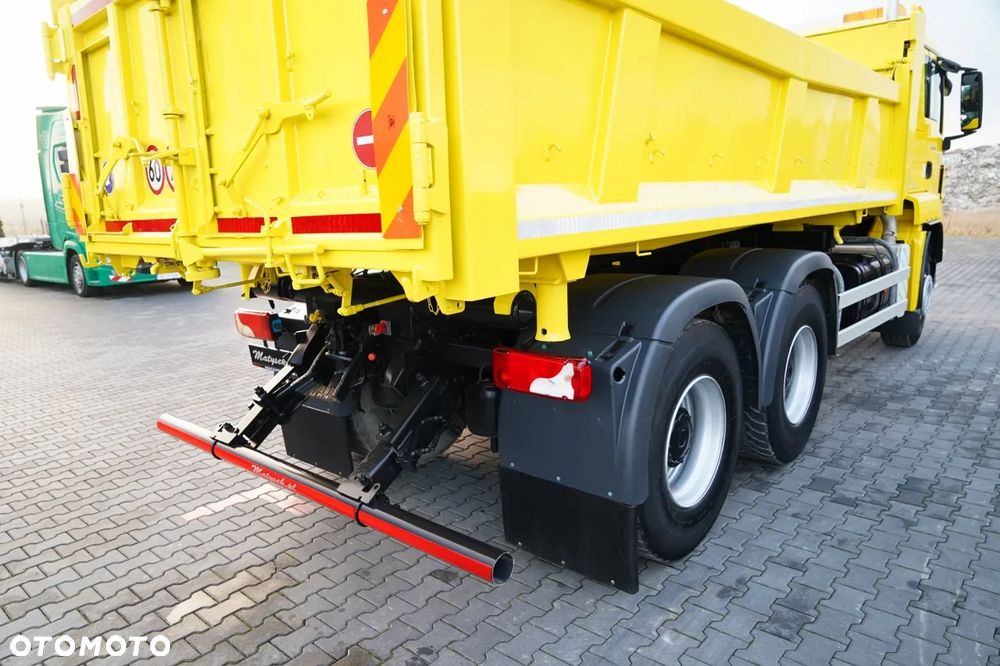 MAN TGS 26.440 / 6X4 / 2 STRONNA WYWROTKA / HYDROBURTA / AUTOMAT / KABINA SYPIALNA - 17