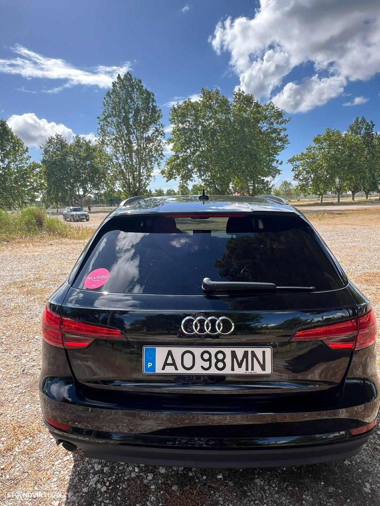 Audi A4 Avant 2.0 TDI S tronic design - 4