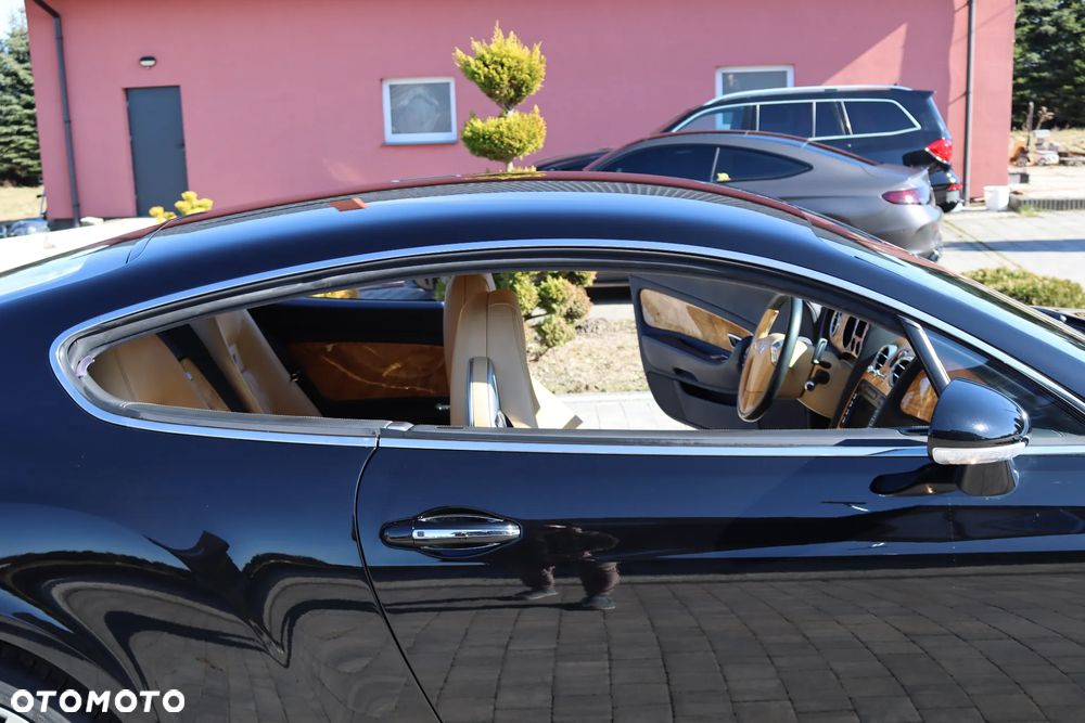 Bentley Continental GT Speed - 27