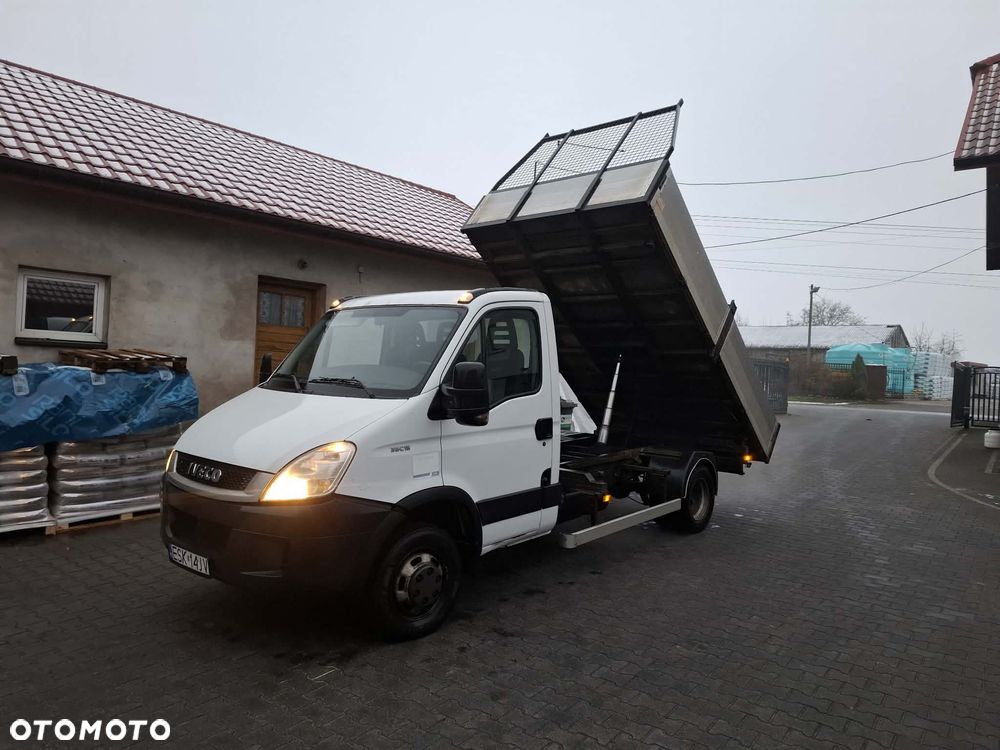 Iveco DAILY - 3