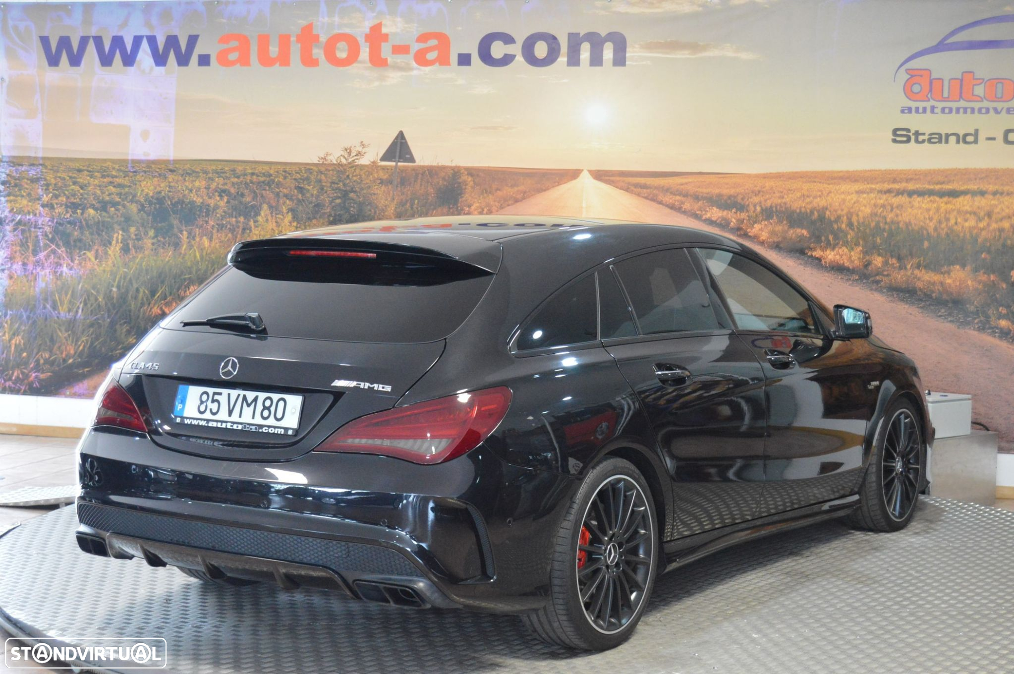 Mercedes-Benz CLA 45 AMG Shooting Brake 4-Matic - 5
