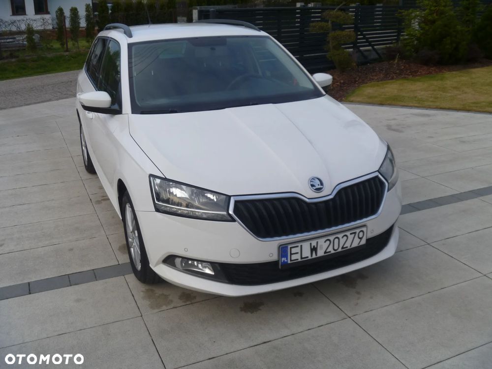Skoda Fabia 1.0 TSI Ambition - 2