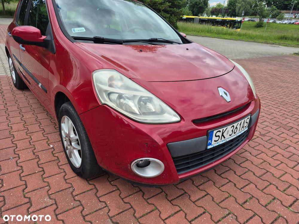 Renault Clio 1.2 16V Authentique - 10