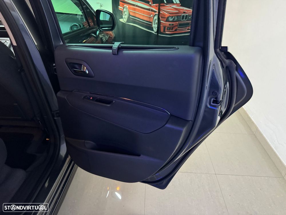 Peugeot 3008 1.6 e-HDi Allure 2-Tronic J18 - 47