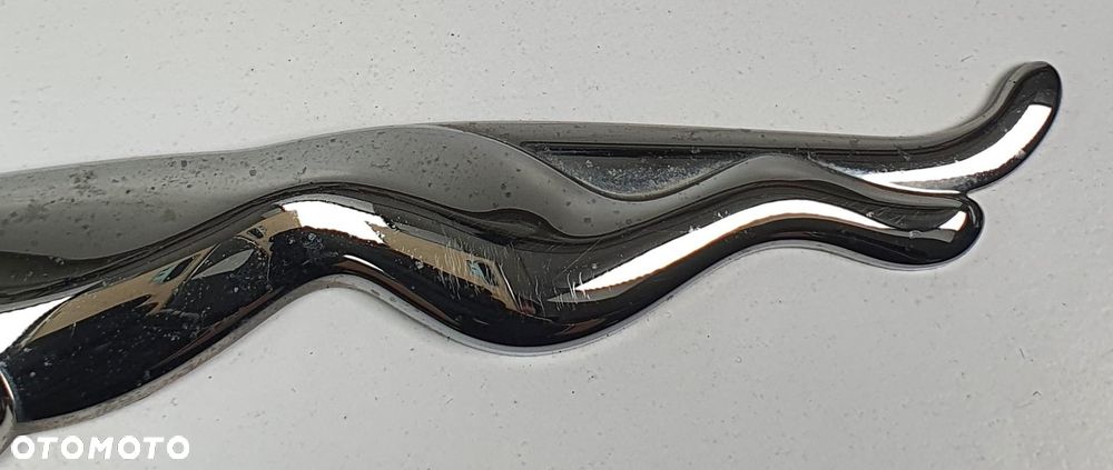 ZNACZEK EMBLEMAT JAGUAR XF II X260 SPORTBRAKE - 2