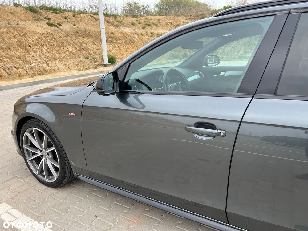 Audi A4 Avant 2.0 TDI DPF quattro S tronic S line Sportpaket - 13