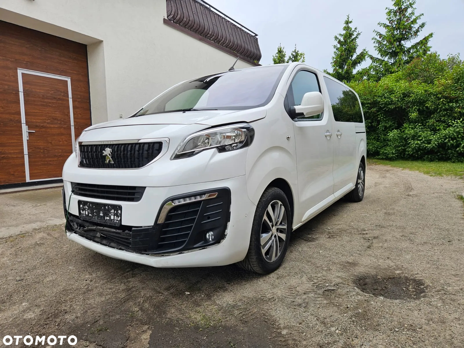 Peugeot Traveller 2.0 BlueHDi Compact Allure - 2