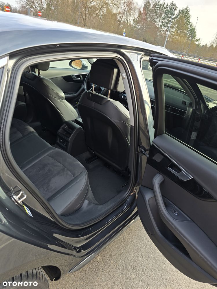 Audi A4 Limousine - 17