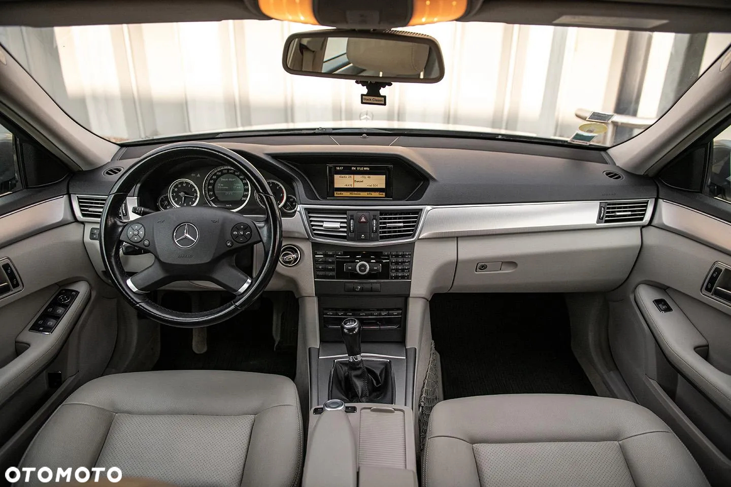 Mercedes-Benz Klasa E - 8