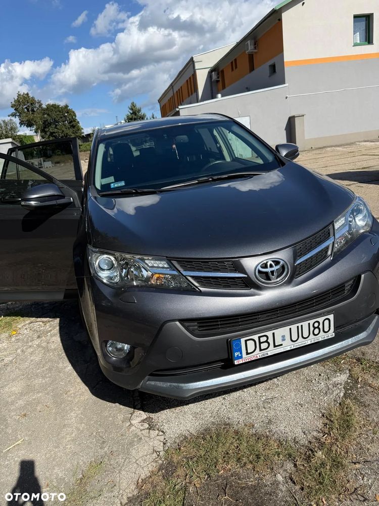 Toyota RAV4 - 4