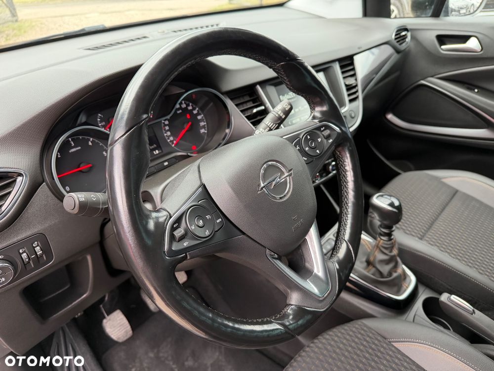 Opel Crossland X - 12
