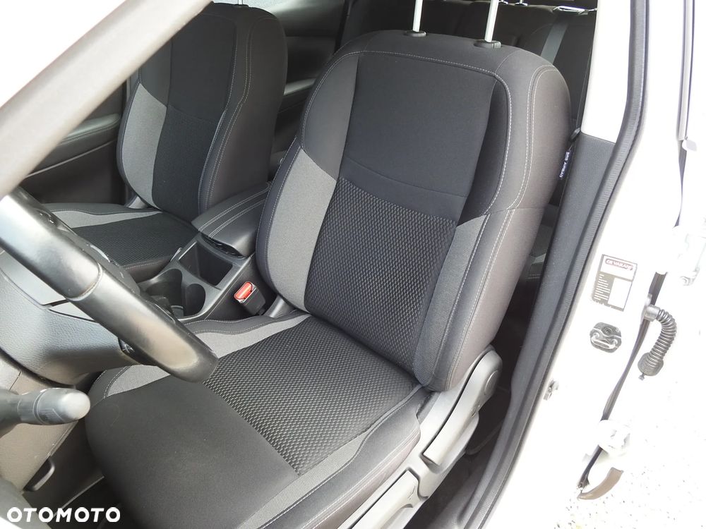 Nissan Qashqai 1.5 dCi DCT N-TEC - 9