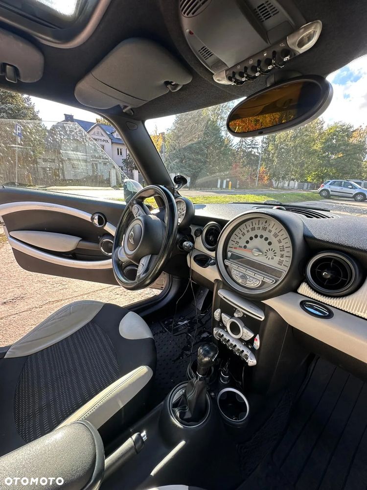 MINI Cooper 50 Camden - 12
