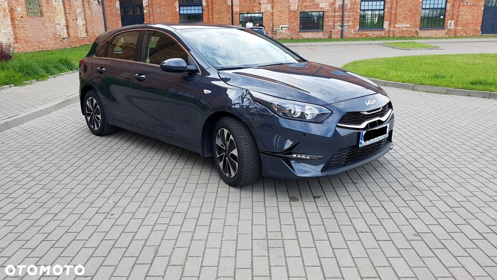 Kia Ceed 1.5 T-GDI M DCT - 11