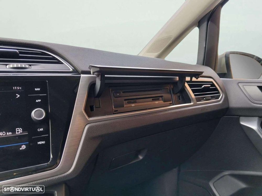 VW Touran 1.6 TDI Confortline DSG - 16