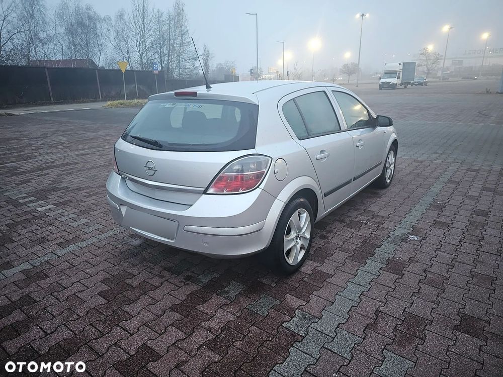Opel Astra 1.6 - 5